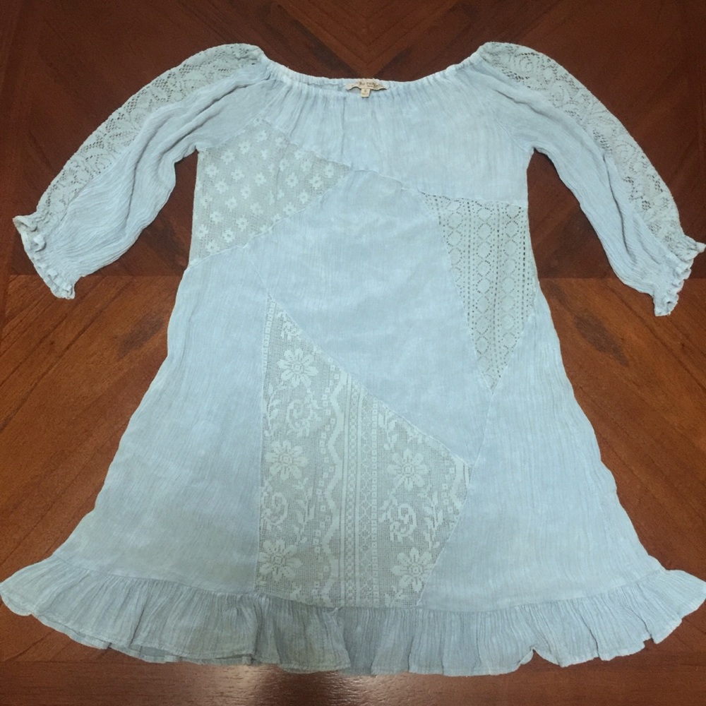 Sold. Cute dress wide neck boho lace tunic top - Picture 2 of 8